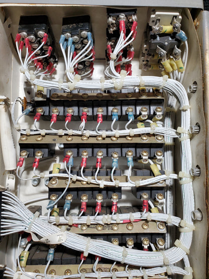 Circuit Breaker Panel Assy - Cessna - 5H-TAZ