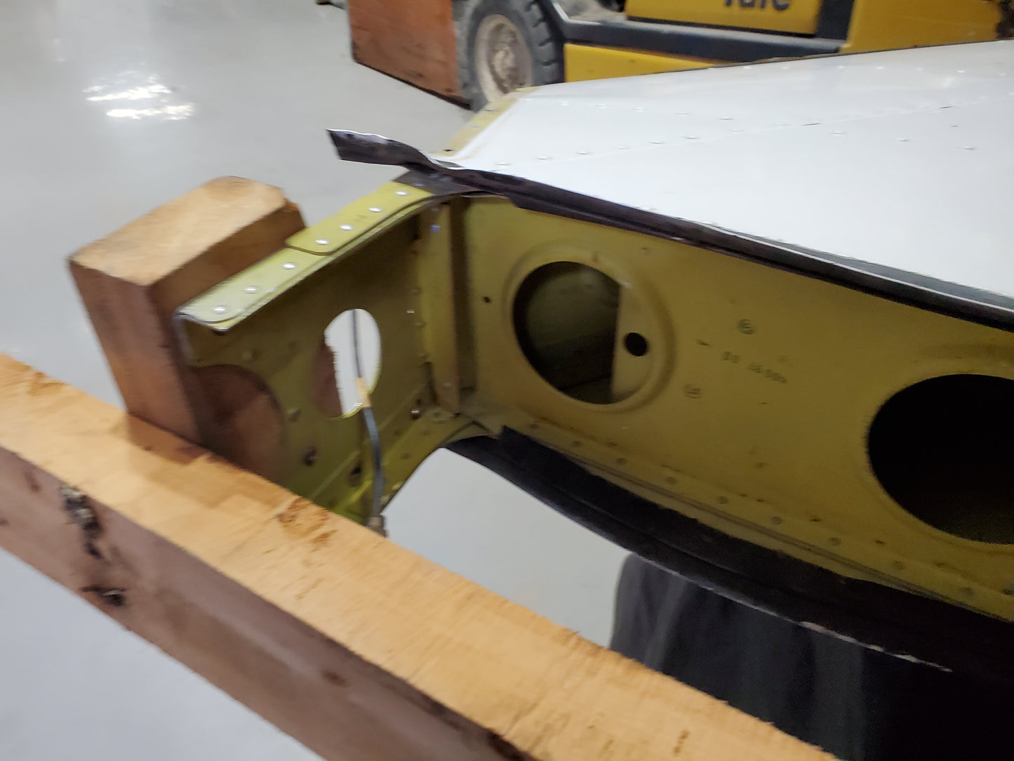 Fin Assembly - Tail - Piper - I-CODE