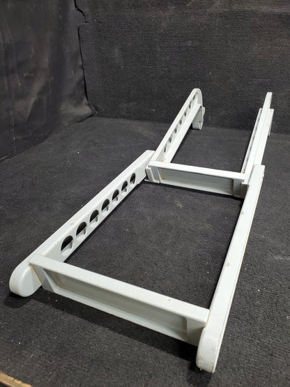 Crew Step Assembly - Cessna - 5Y-MME