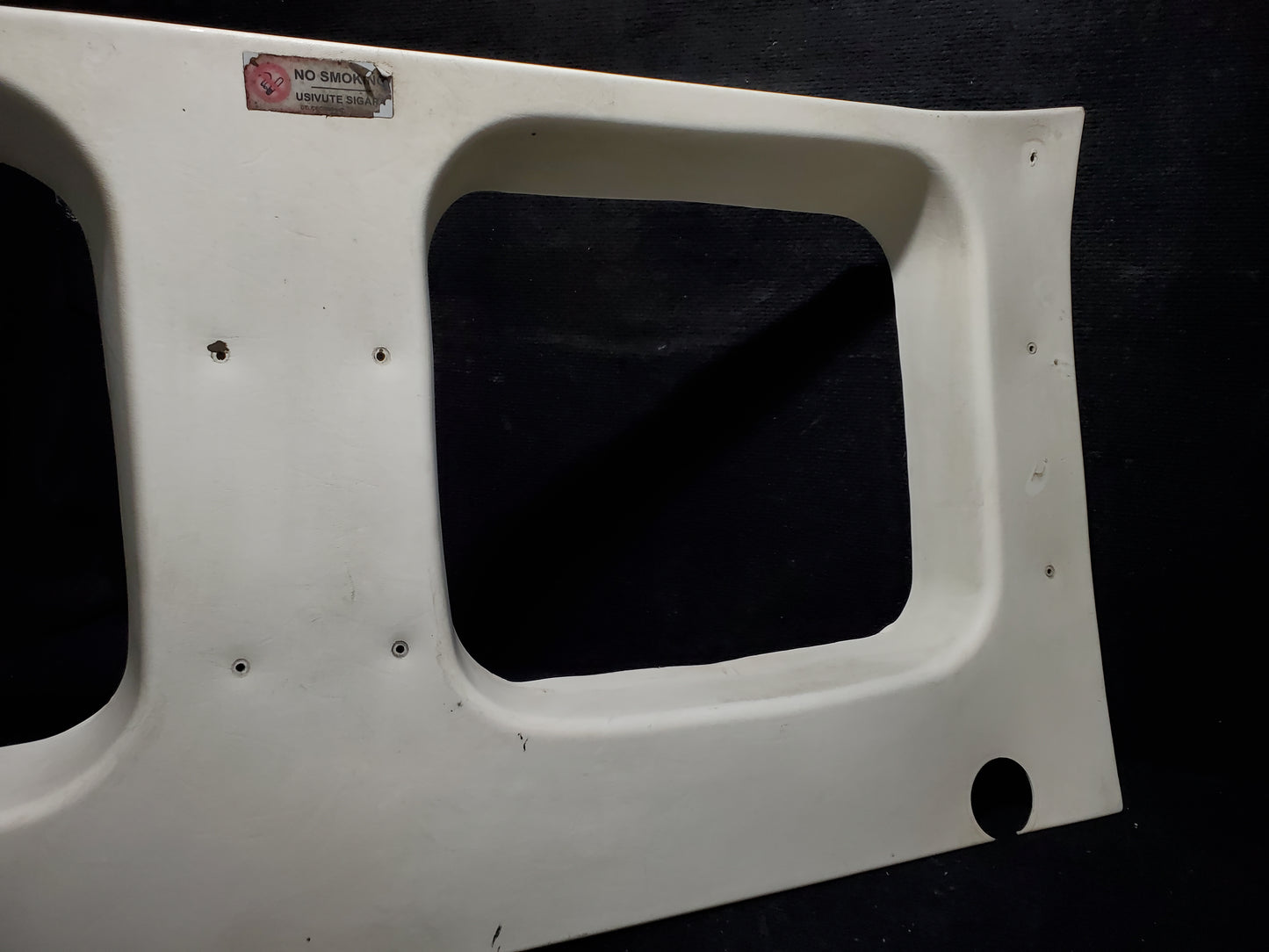 Window Trim - LH - Cessna - 5Y-BUC