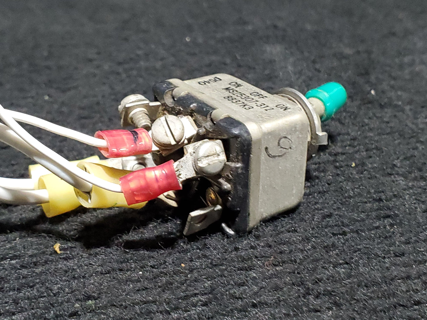 Prop De-Ice Switch - 5H-TAZ
