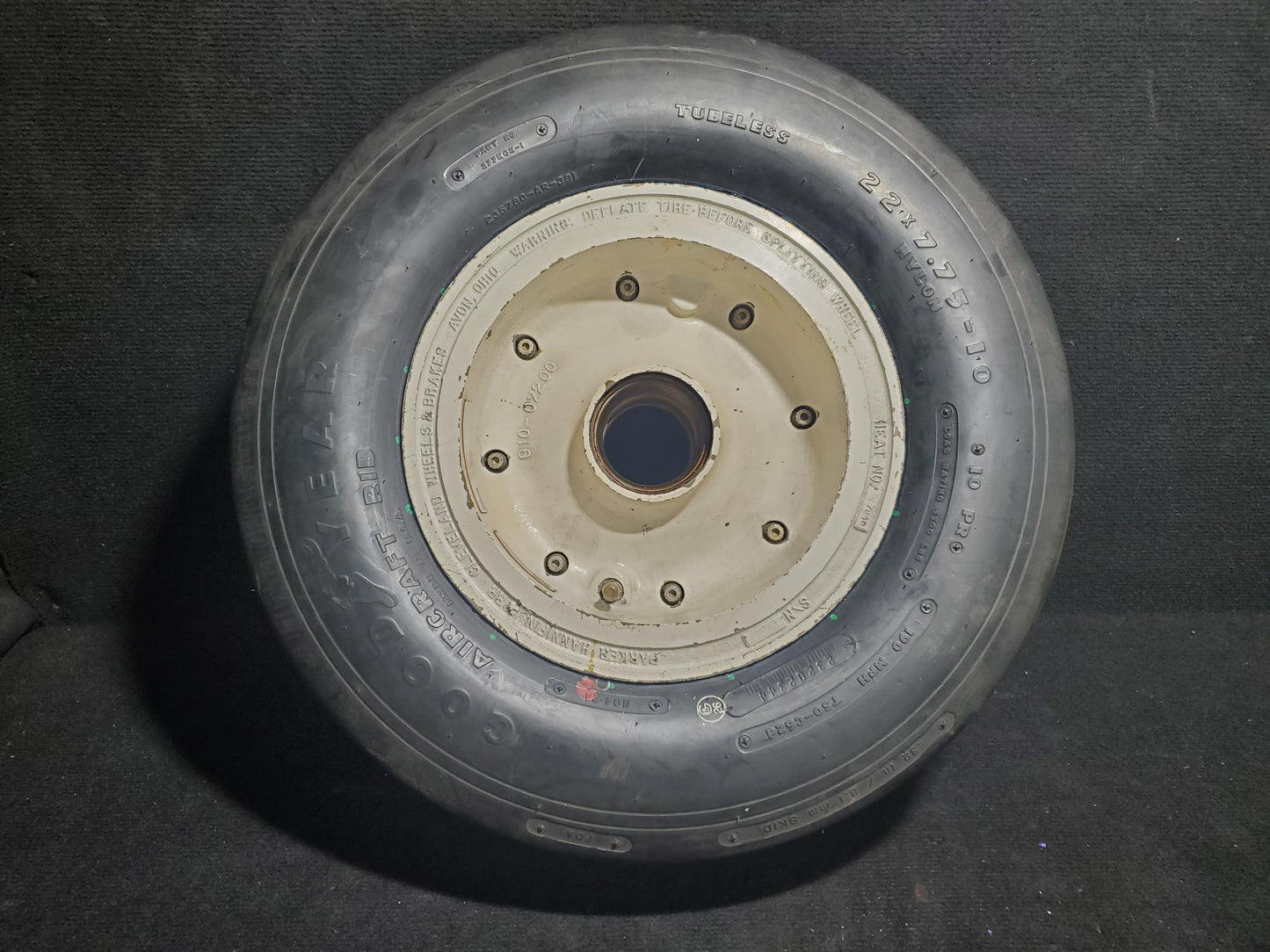 Main Wheel Assy - 6.5-10 - Cleveland - PS Surplus