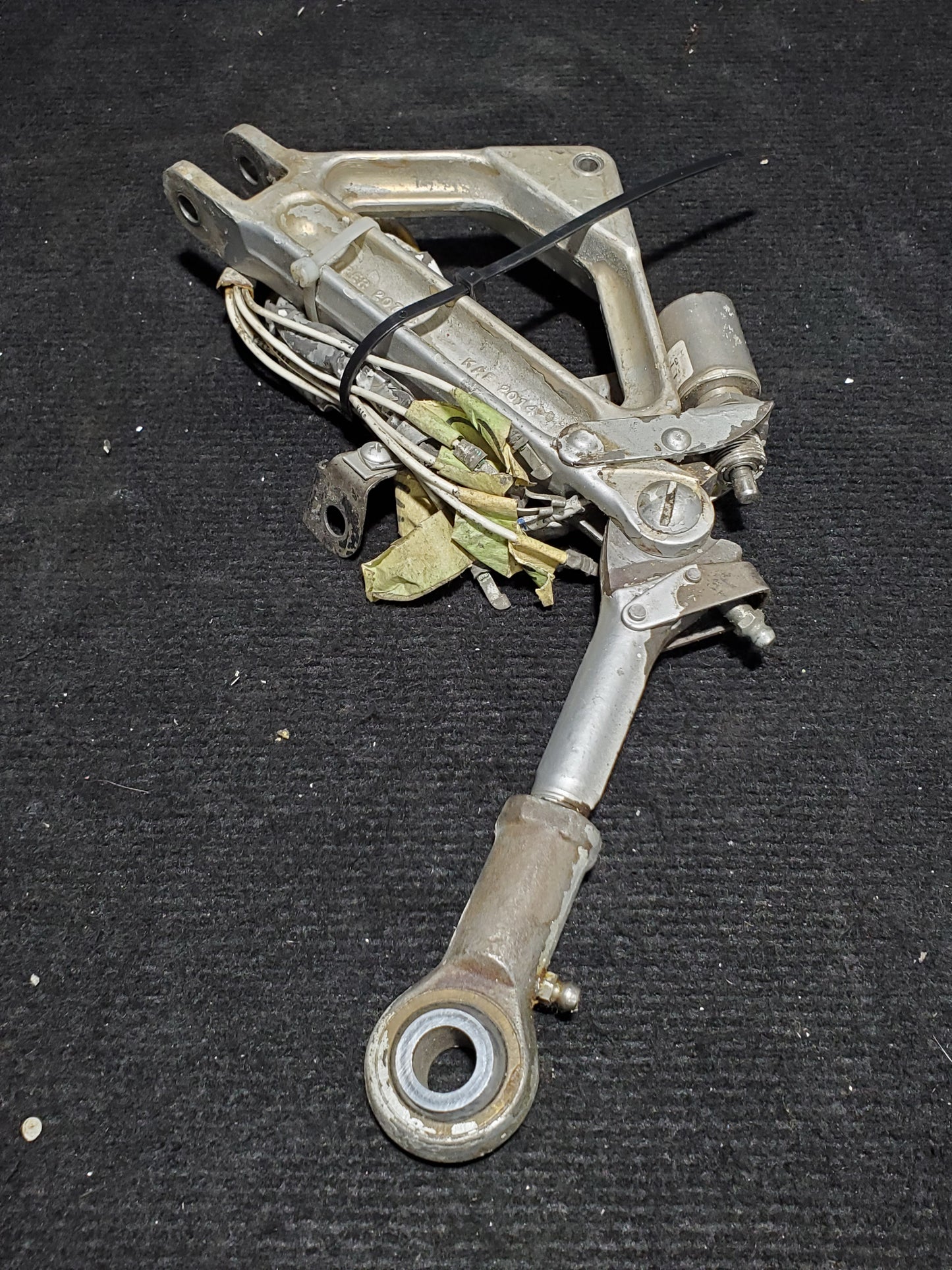 MLG Drag Brace Assy - LH - C-GHJG