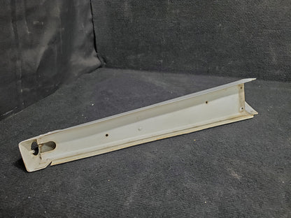 Vertical Fin Tip Assy W/ Flashing Beacon - Cessna - 5H-NWA