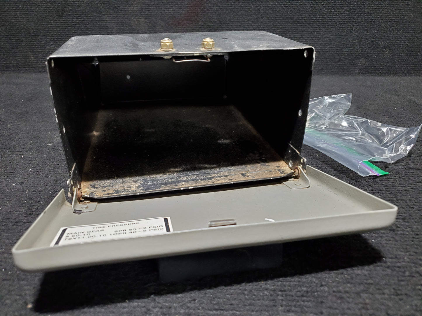 Glove Box Assy - Cessna - 5Y-ZBW