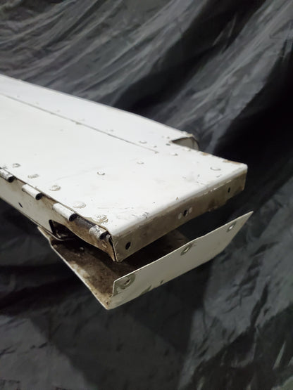 Aileron - RH - Cessna - 5Y-RNA