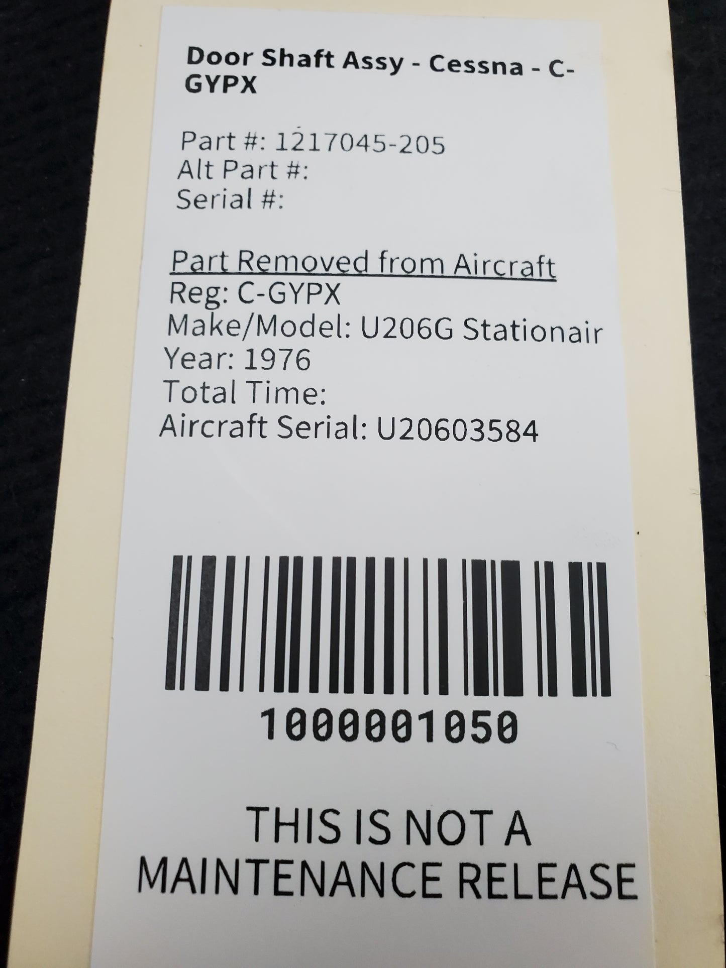 Door Shaft Assy - Cessna - C-GYPX