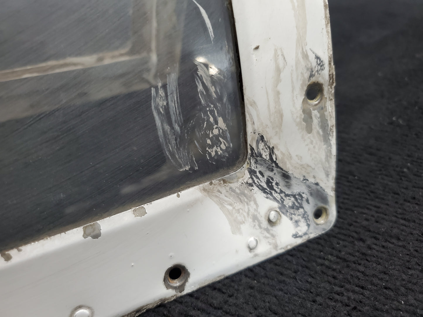 Landing and Taxi Light Lens Assy - LH - Cessna - 5Y-ZBW