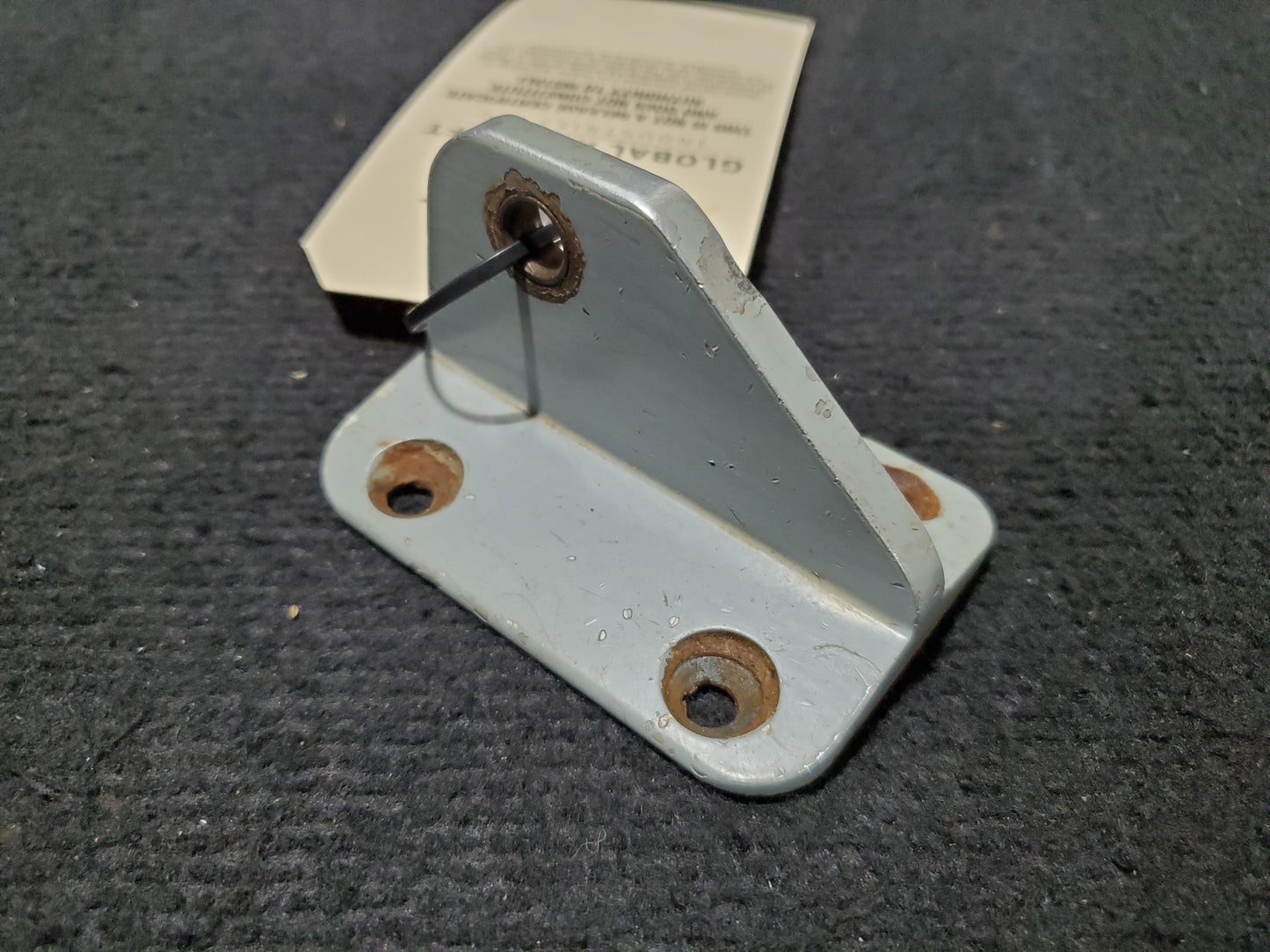 Crew Ladder Bracket - Cessna - 5H-NWA