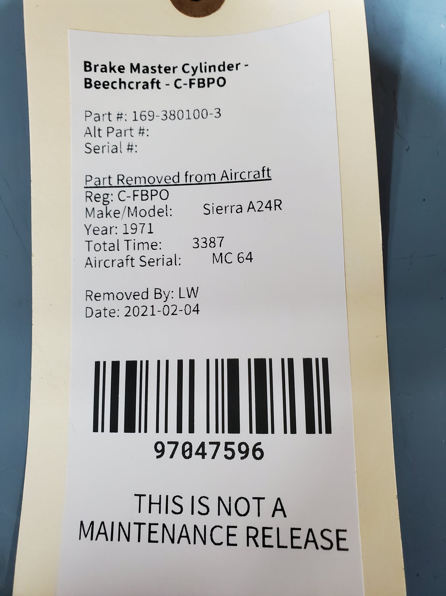 Brake Master Cylinder - Beechcraft - C-FBPO