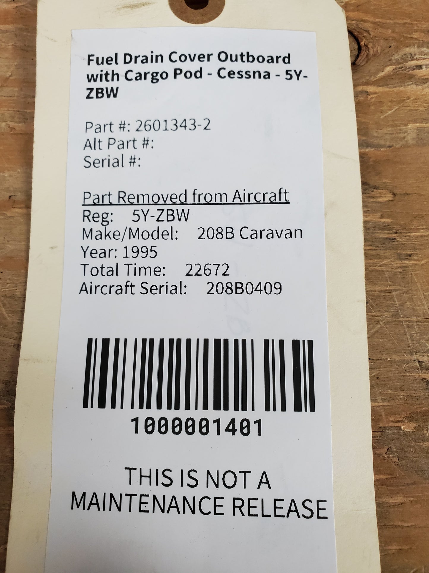 Fuel Drain Cover Outboard with Cargo Pod - Cessna - 5Y-ZBW