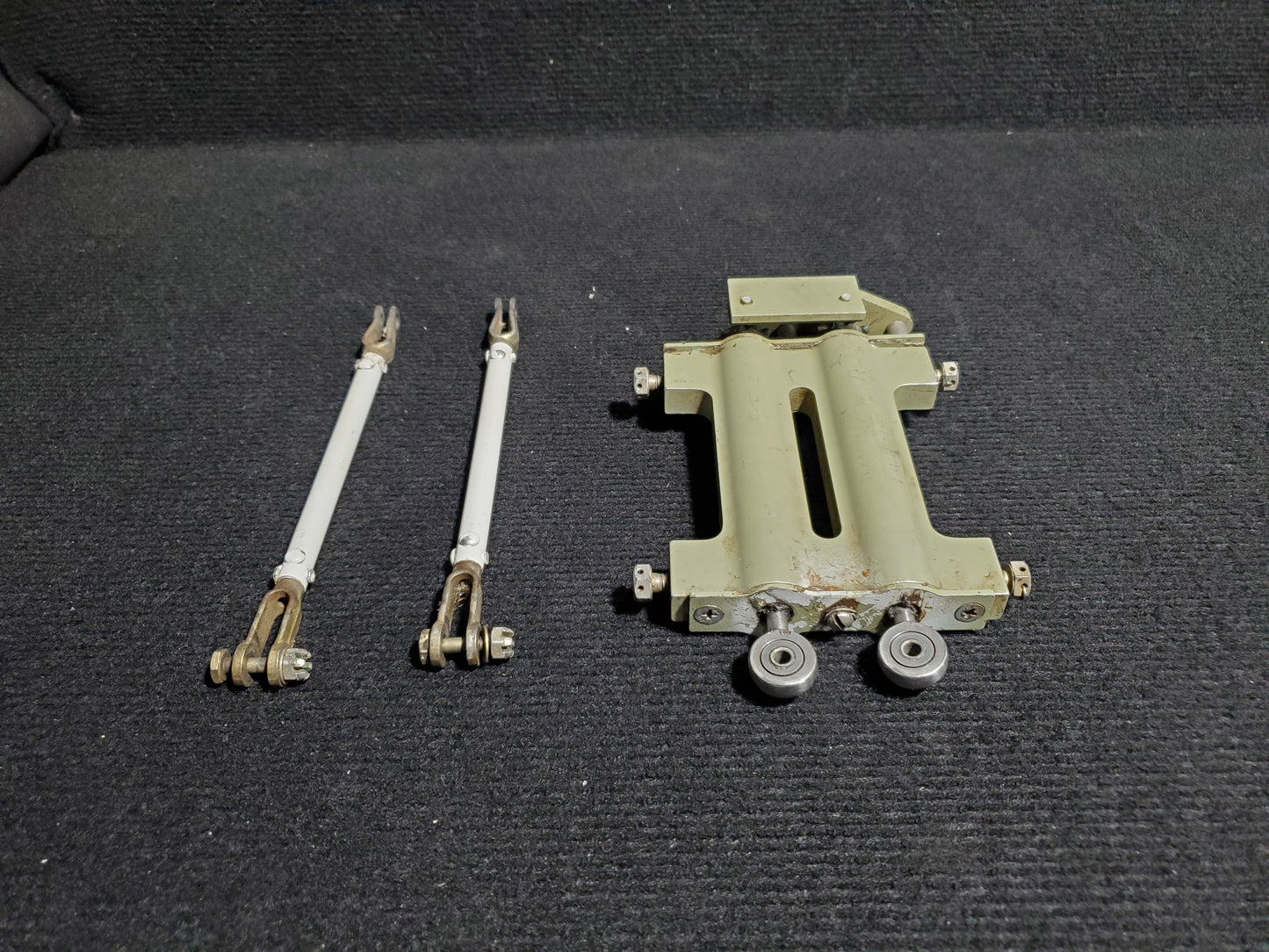 Elevator Trim Tab Actuator Assy - 2 of 2 - Cessna - 5H-TAZ