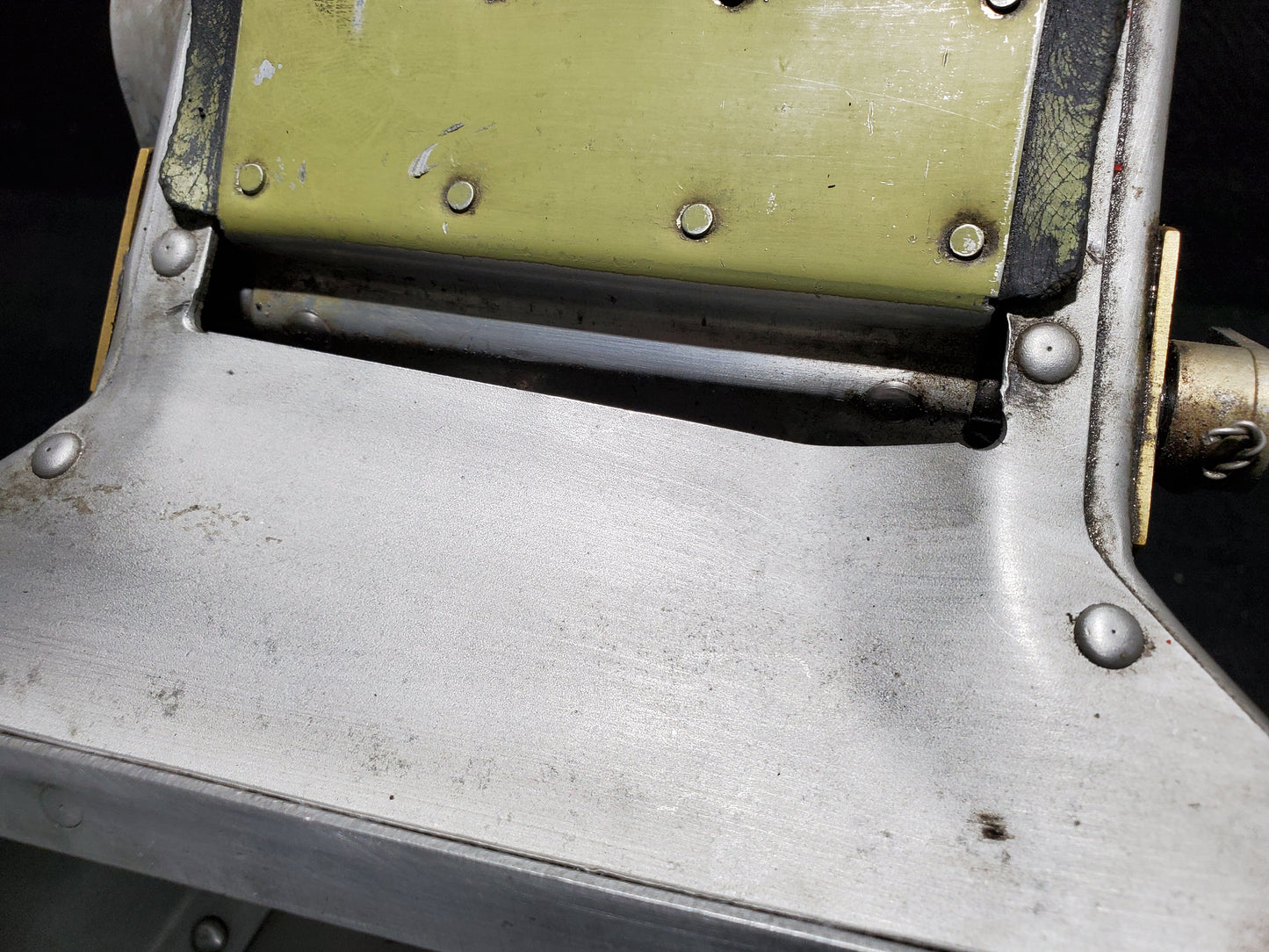 P. Ponk Airbox - 5Y-FOO