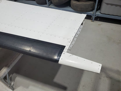 Horizontal Stabilizer - Cessna 208B Caravan - OO-SEX