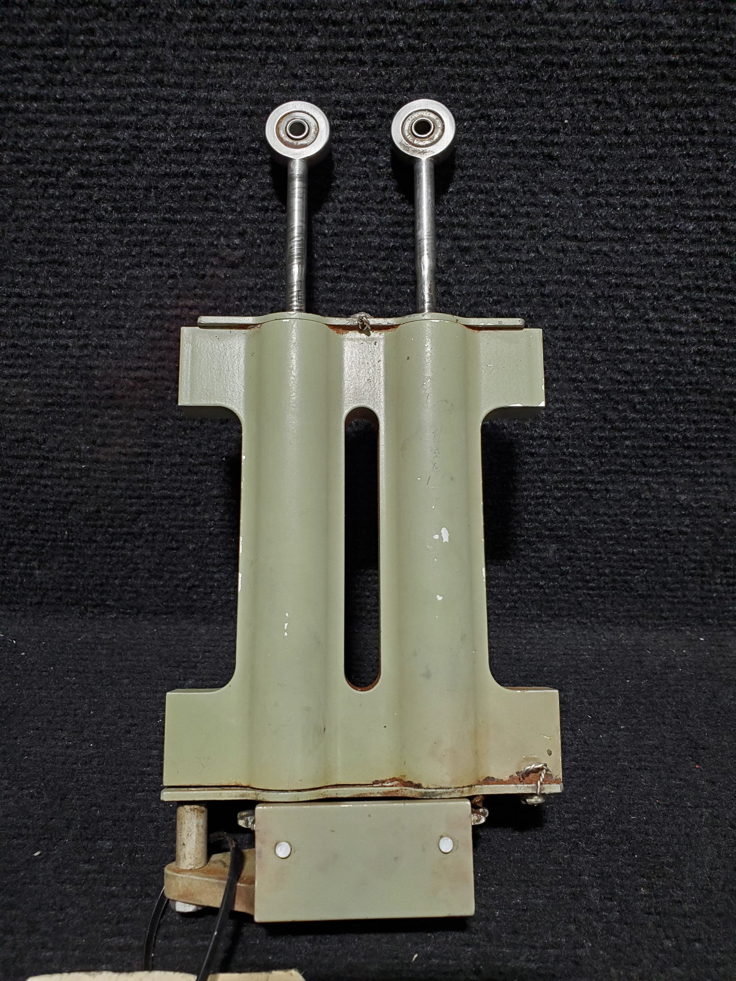Elevator Trim Tab Actuator Assy - Cessna - 5H-NWA