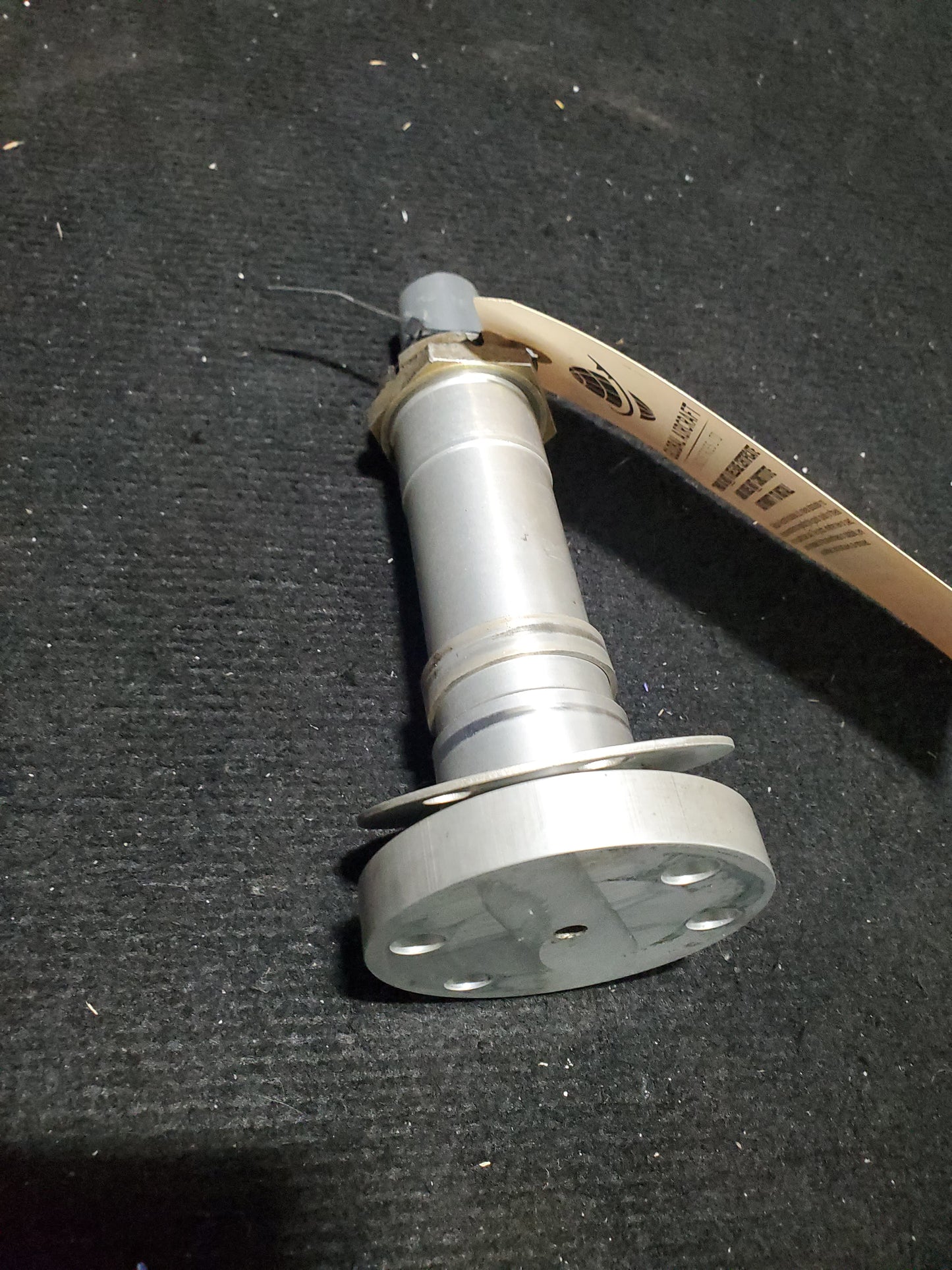 Axle - Cirrus - C-GDJL