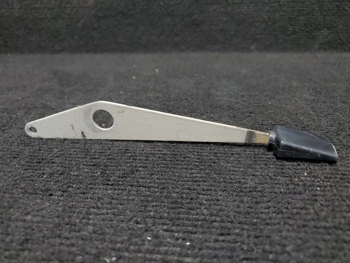 Control Arm Assy - Cessna - 5Y-ZBW