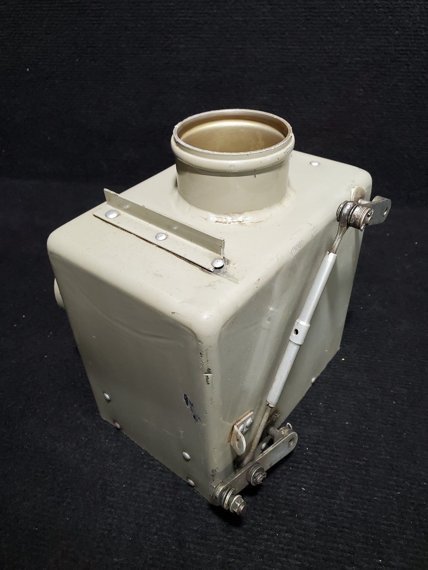 Bleed Air - Diverter Valve Assy - Cessna - Unknown Origin