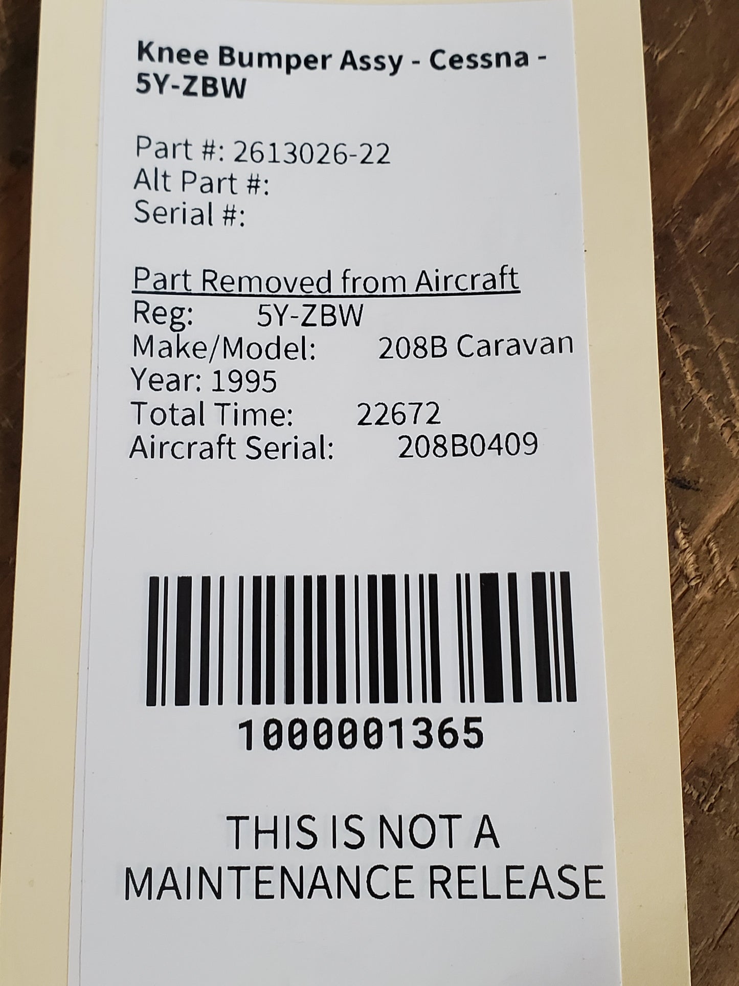 Knee Bumper Assy - Cessna - 5Y-ZBW