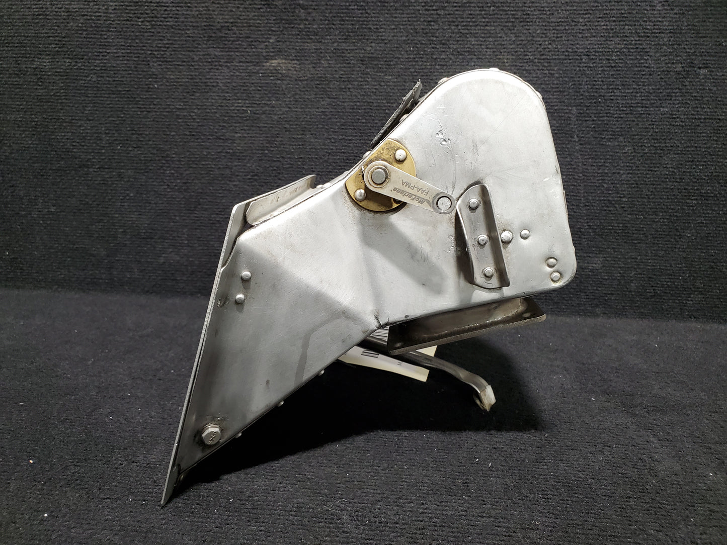 P. Ponk Airbox - 5Y-FOO