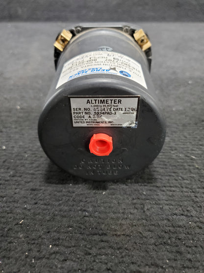Altimeter - United Instruments - 5Y-ZBW