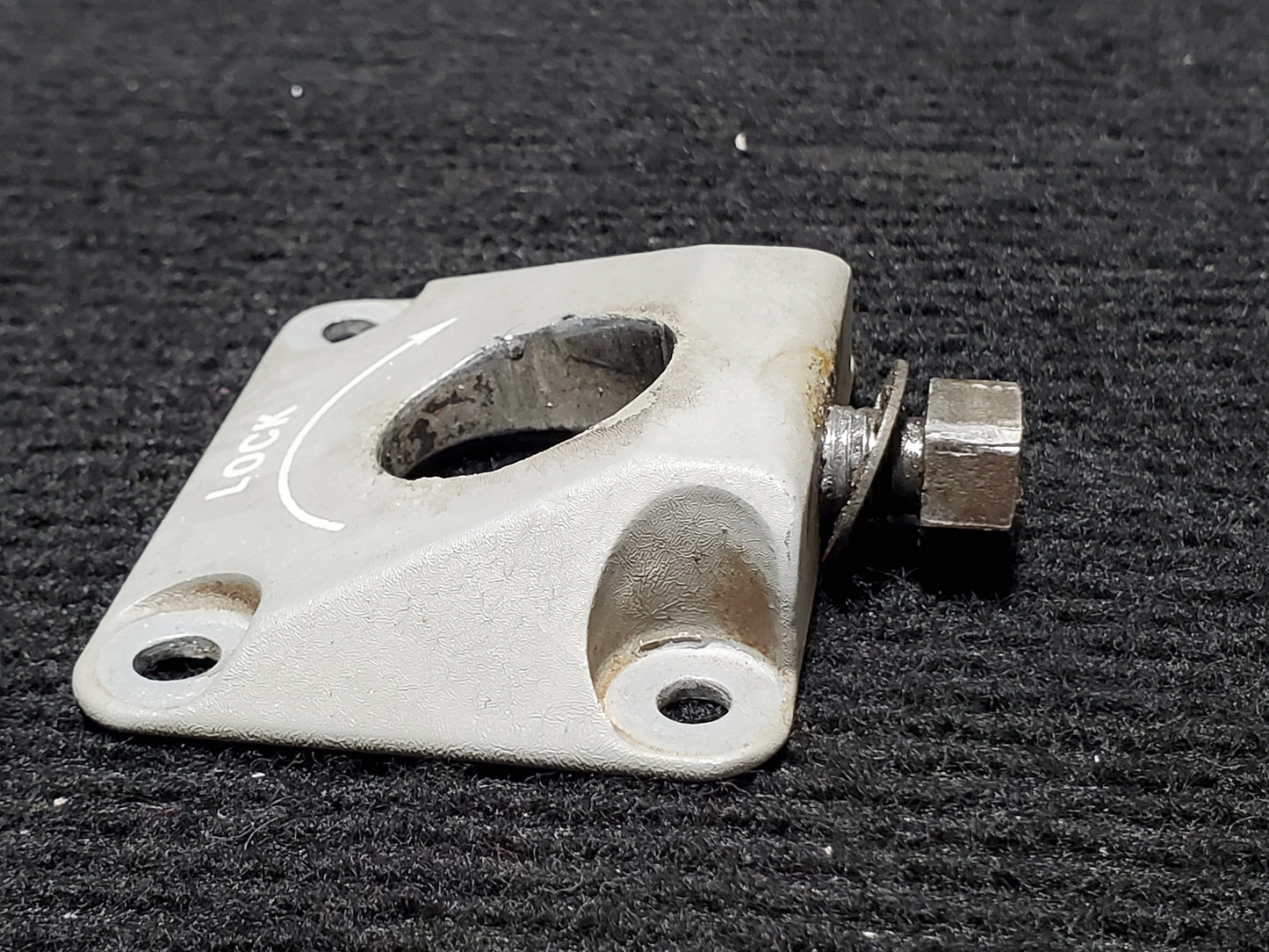 Bezel (Inertial Separator) - Cessna - 5Y-BUC