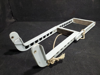Crew Step Assembly - Cessna - 5Y-MME