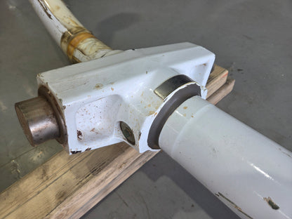Main Landing Gear Assembly - Cessna 208B Caravan - 5Y-ZBW