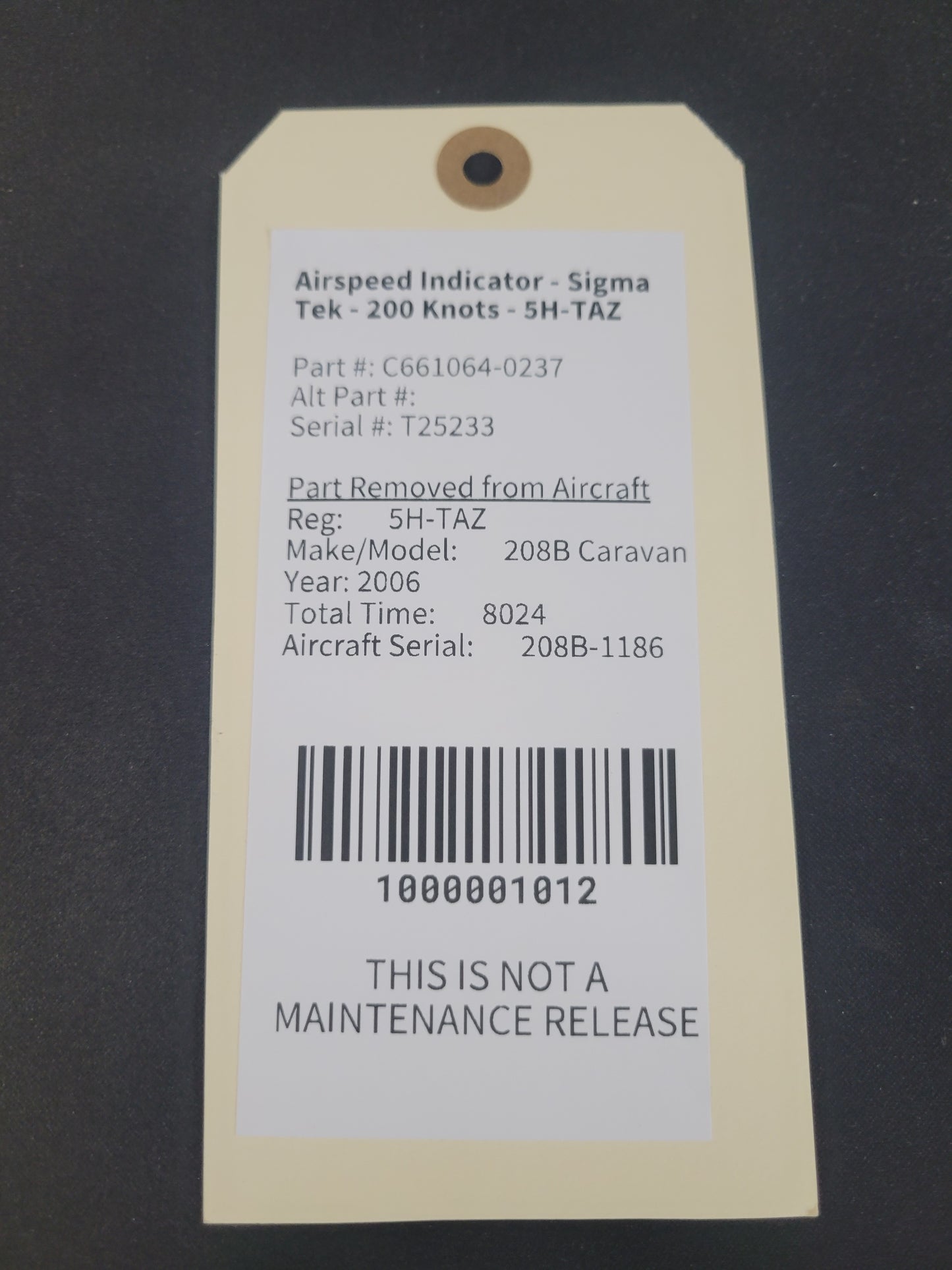 Airspeed Indicator - Sigma Tek - 200 Knots - 5H-TAZ