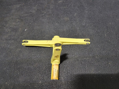 Flap Bellcrank Assy - RH - Cessna 208B - 5H-NWA