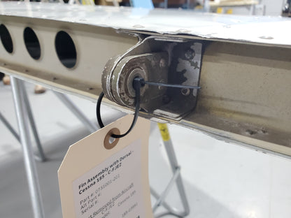 Fin Assembly with Dorsal - Cessna 185 - C-FJEZ