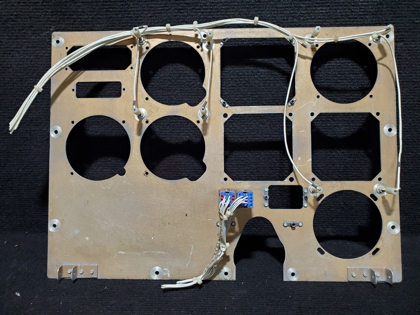 LH Instrument Panel Assy - Cessna - 5H-TAZ