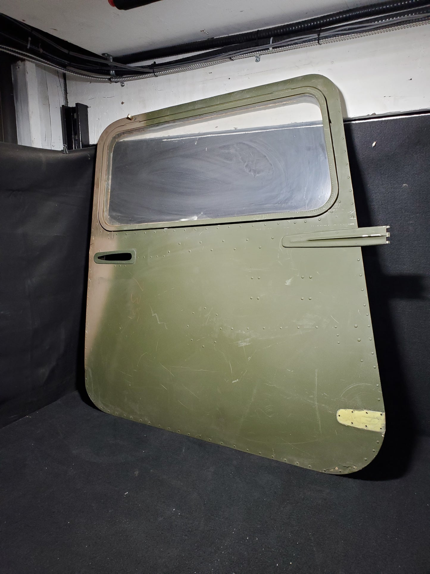 Cabin Door RH - Cessna 185