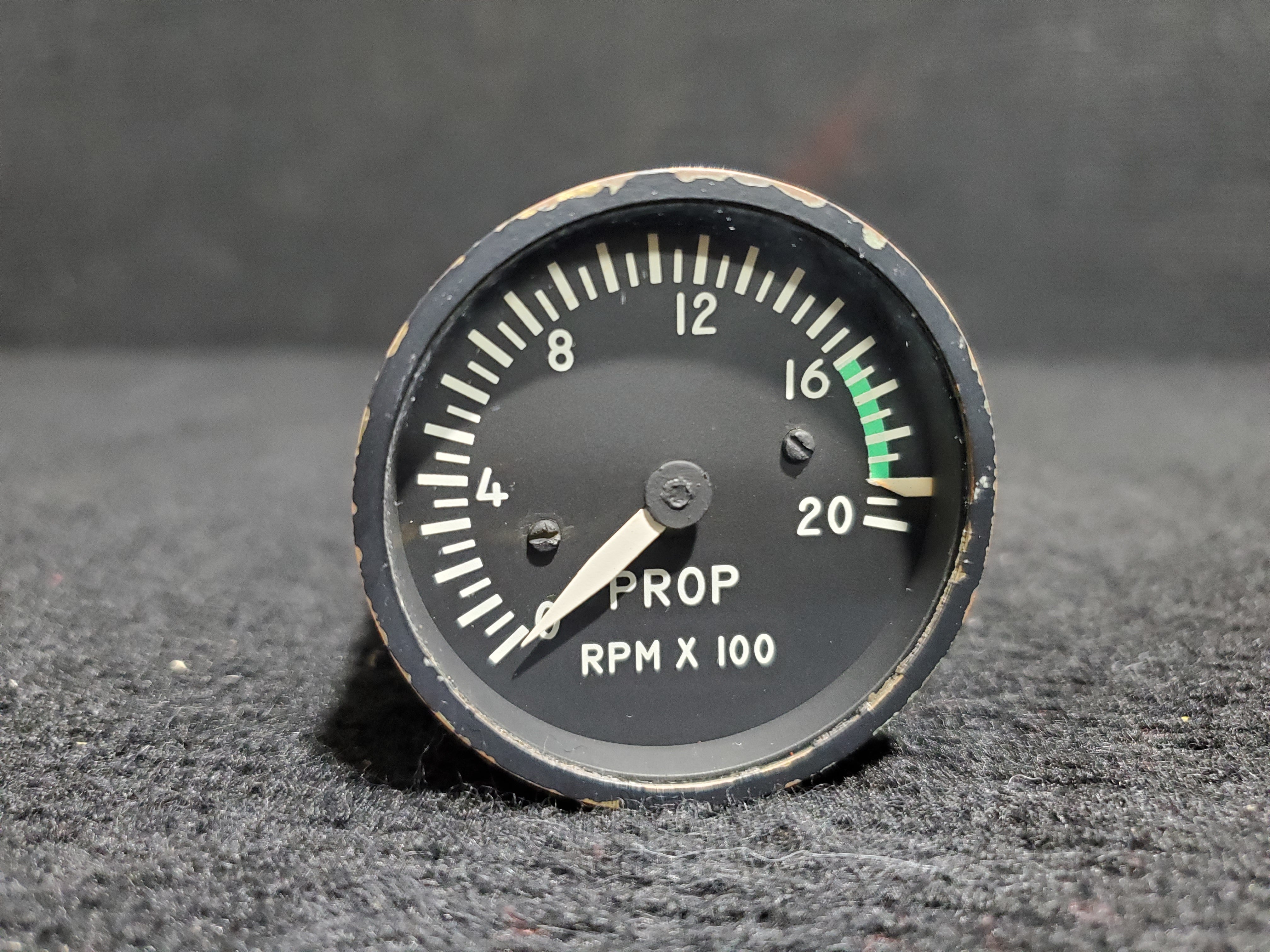 Tachometer Prop RPM - Aero-Mach - 5H-TAZ – Global Aircraft Industries