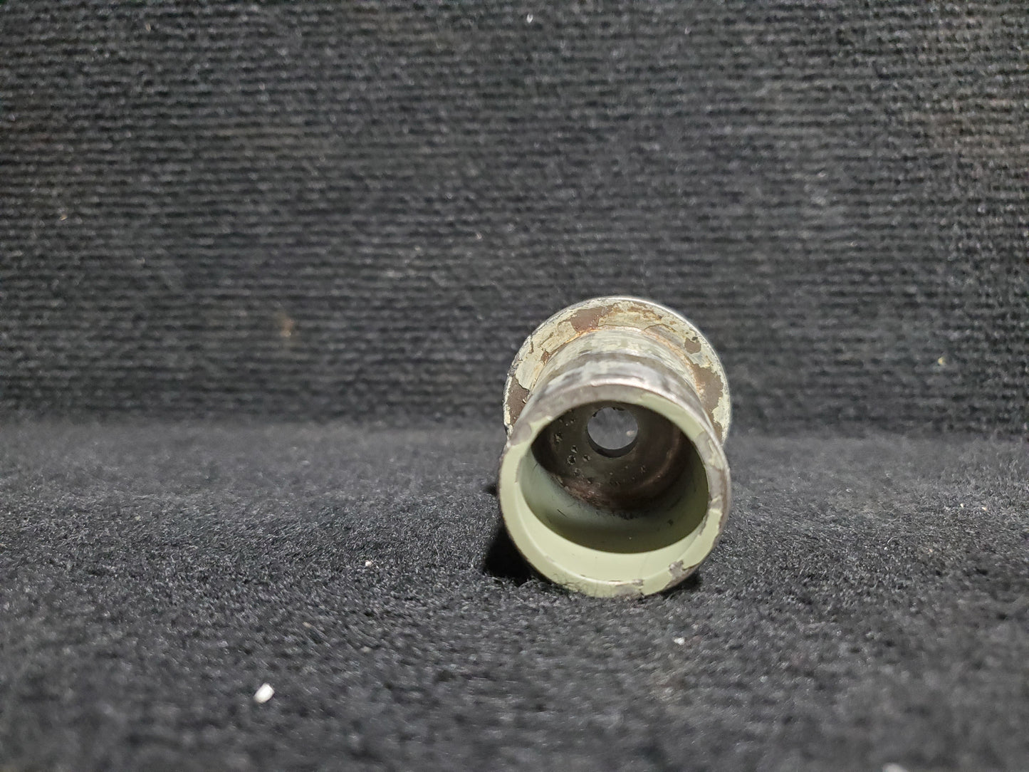 Bucket-Axle Bolt-Nose Gear Wheel & Tire Assy Attach FSO Cessna 5Y-MME