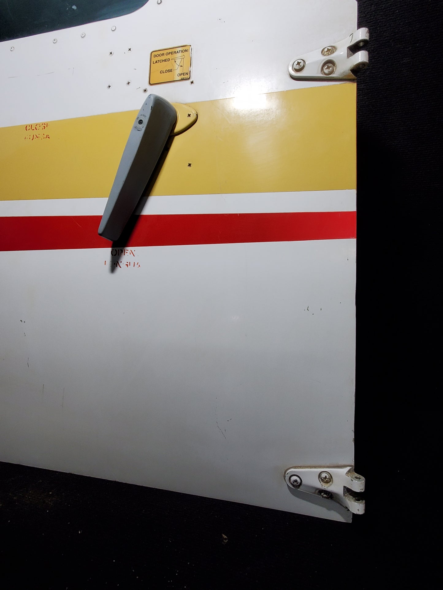 Crew Door - RH - Cessna - 5H-TAZ