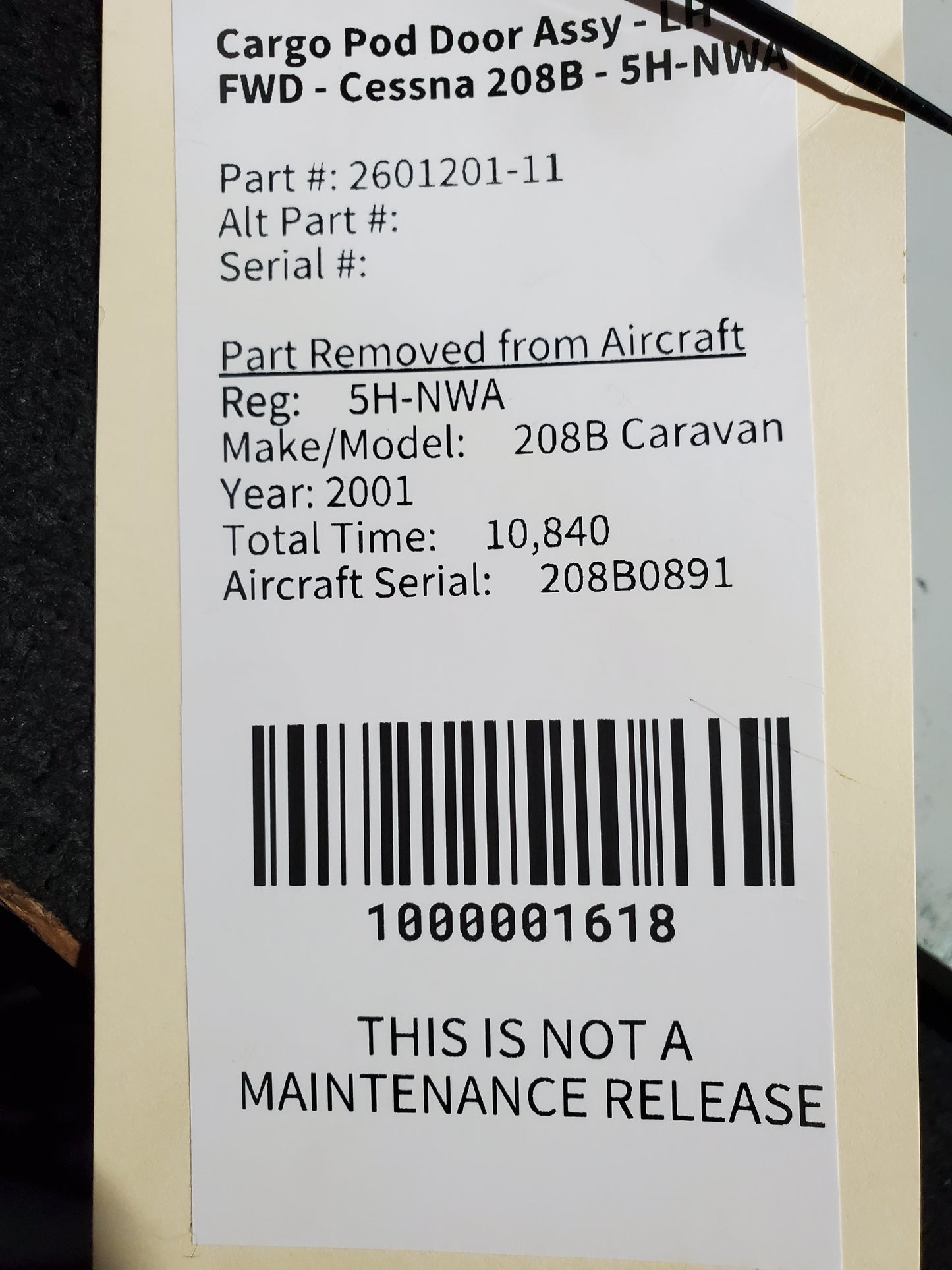 Cargo Pod Door Assy - FWD - Cessna 208B - 5H-NWA