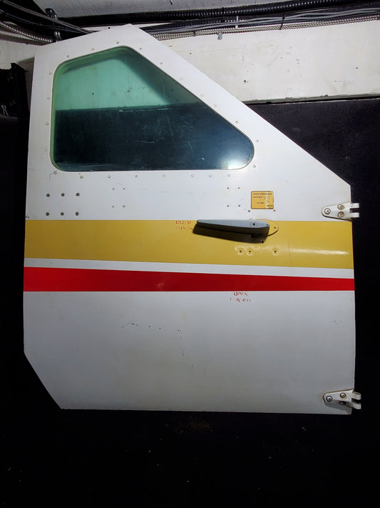 Crew Door - RH - Cessna - 5H-TAZ