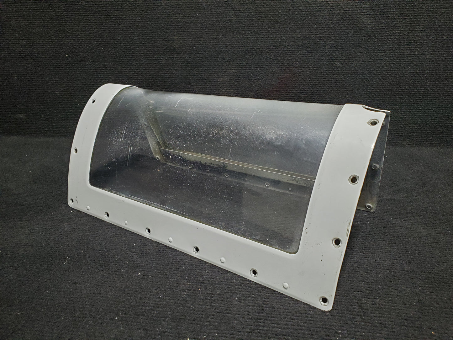 Landing and Taxi Light Lens Assy - LH - Cessna - OO-SEX