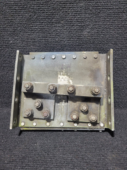 Landing Gear Inbd Bracket Assy LH - N4652B