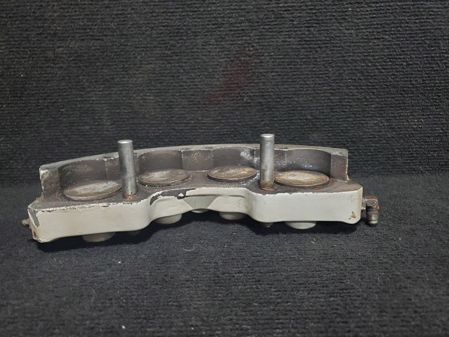 MLG - Brake Caliper - Cessna - 5Y-ZBW