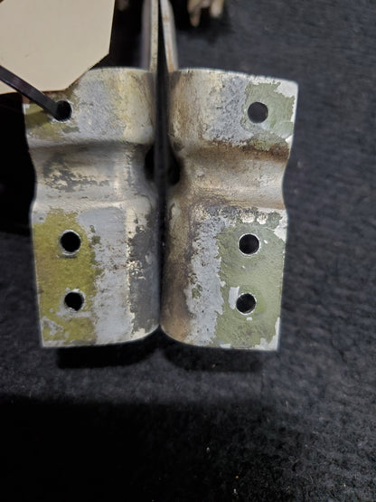 Bracket Assembly - LH & RH - 735