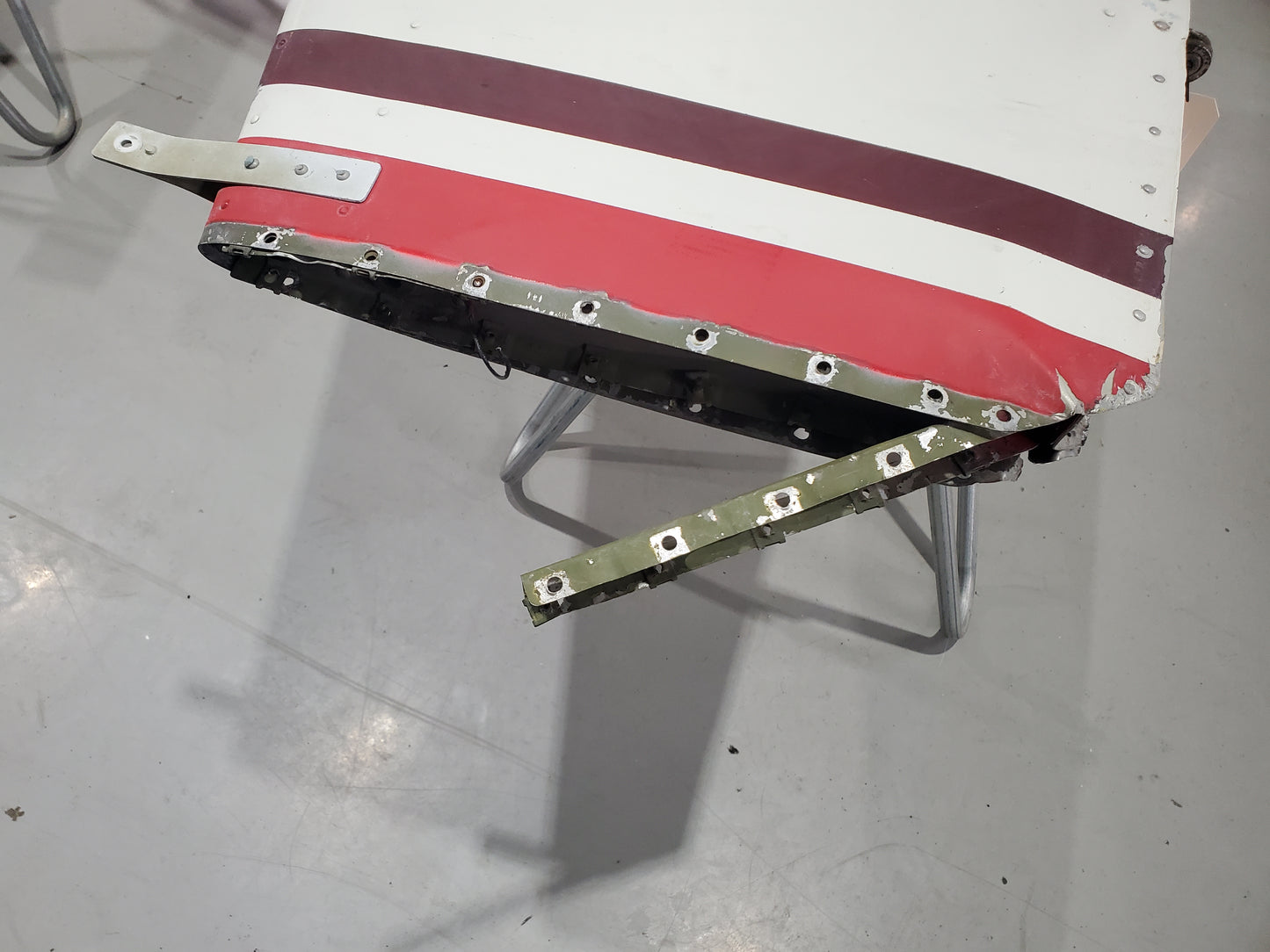 Fin Assembly with Dorsal - Cessna 185 - C-FJEZ