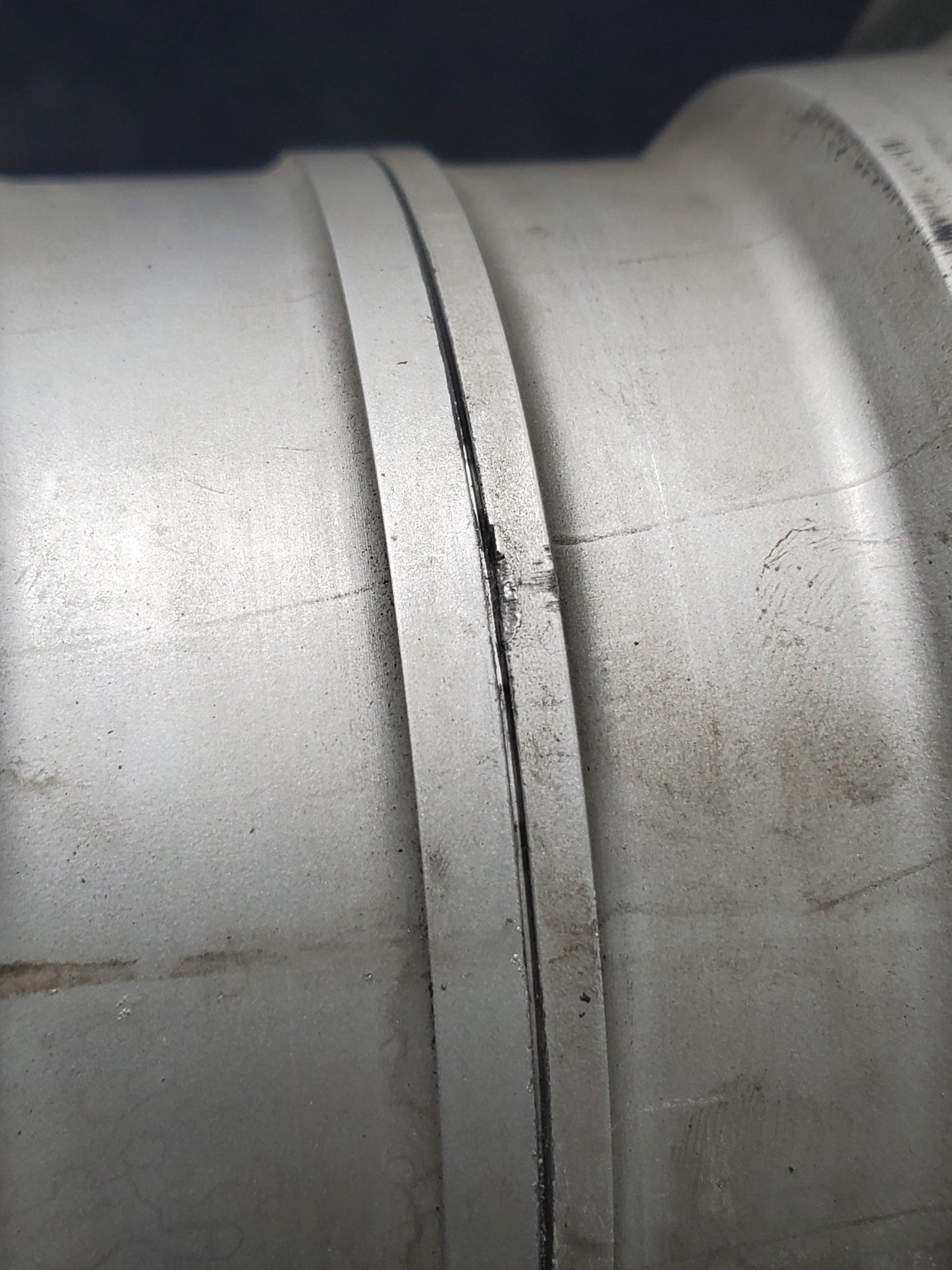 Main Wheel Assy - Cleveland - Cirrus - C-GDJL