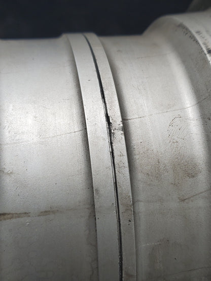 Main Wheel Assy - Cleveland - Cirrus - C-GDJL