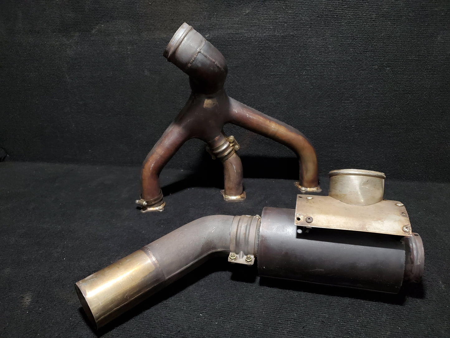 Exhaust Stack Assy RH - Hanlon and Wison - C-FMKY