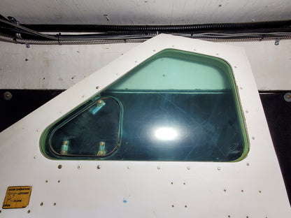 Crew Door - LH - Cessna - 5H-TAZ