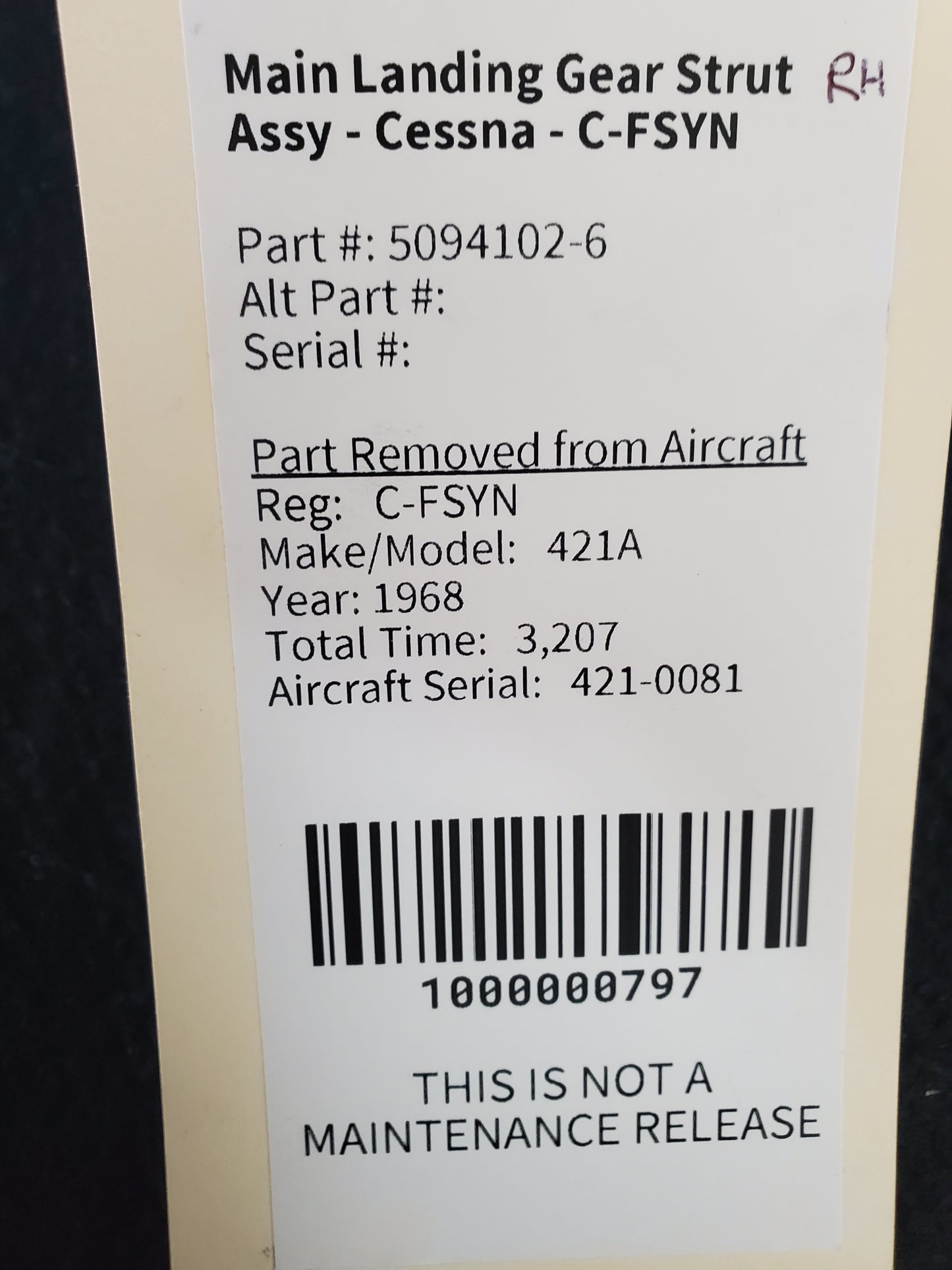 Main Landing Gear Strut Assy RH - Cessna - C-FSYN