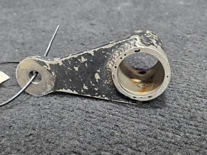 Forward Arm Assembly - Cessna - OO-SEX