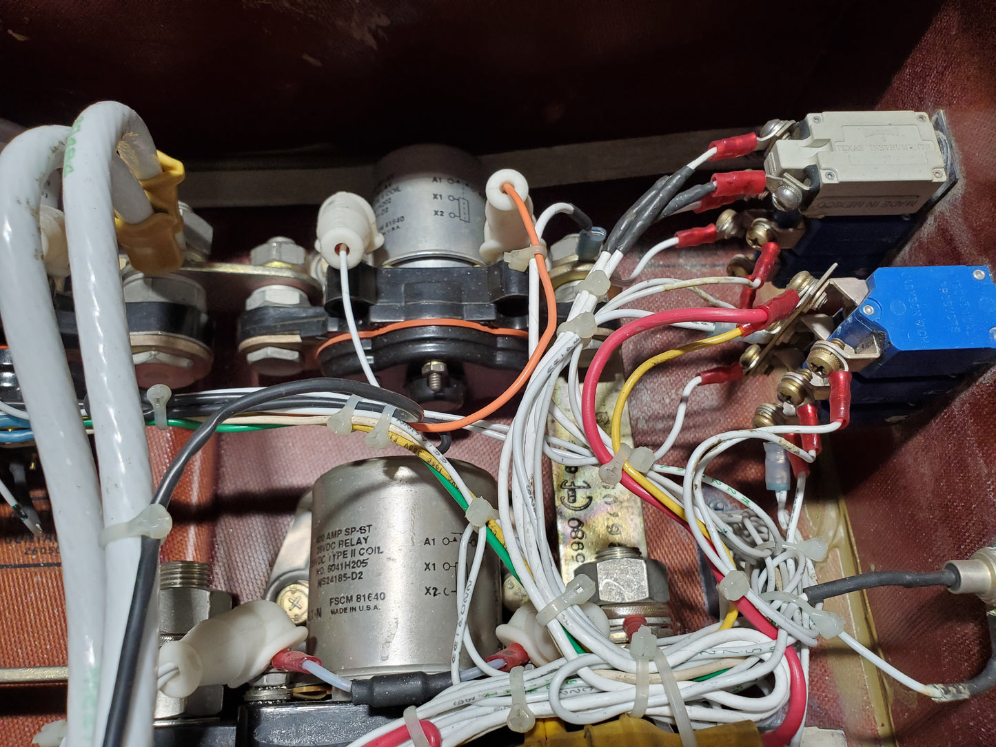 Relay Box Assy - Cessna - 5Y-ZBW